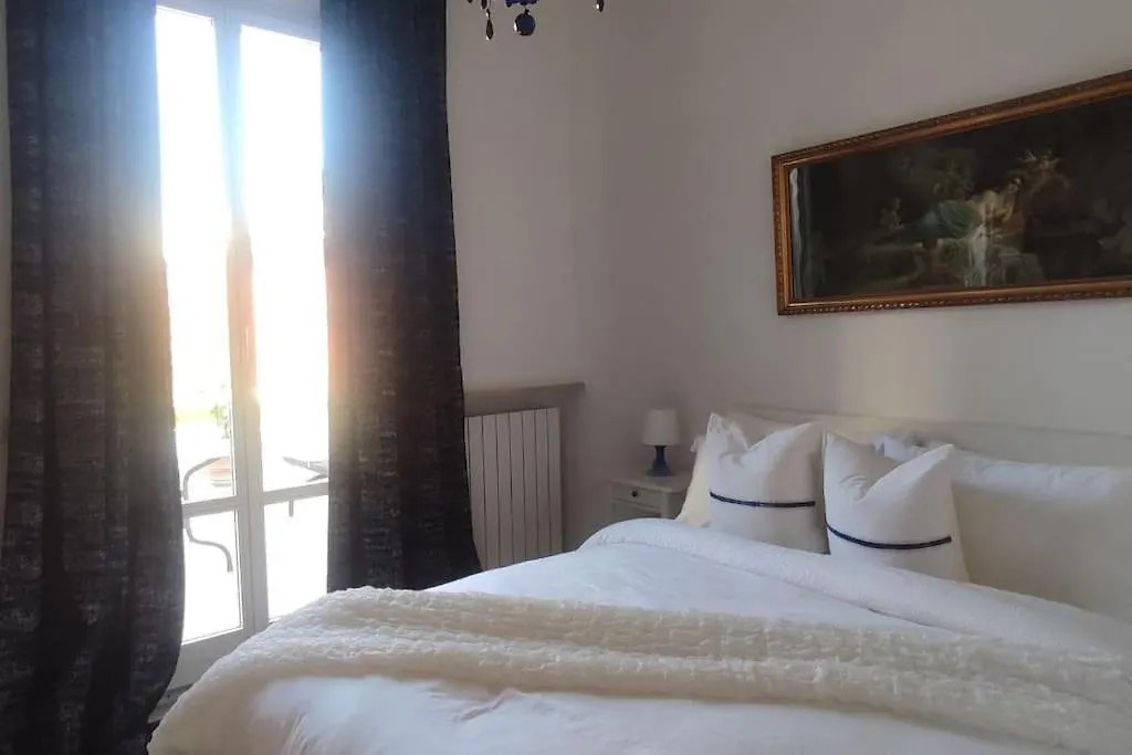 Apartment Palazzo Altavilla Executive Parma Italy