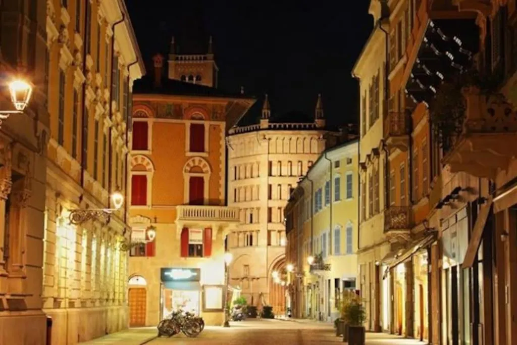 Palazzo Altavilla Executive Parma Apartment