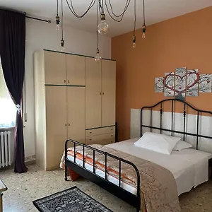 Apartment La Casa Di Jennifer, Parma